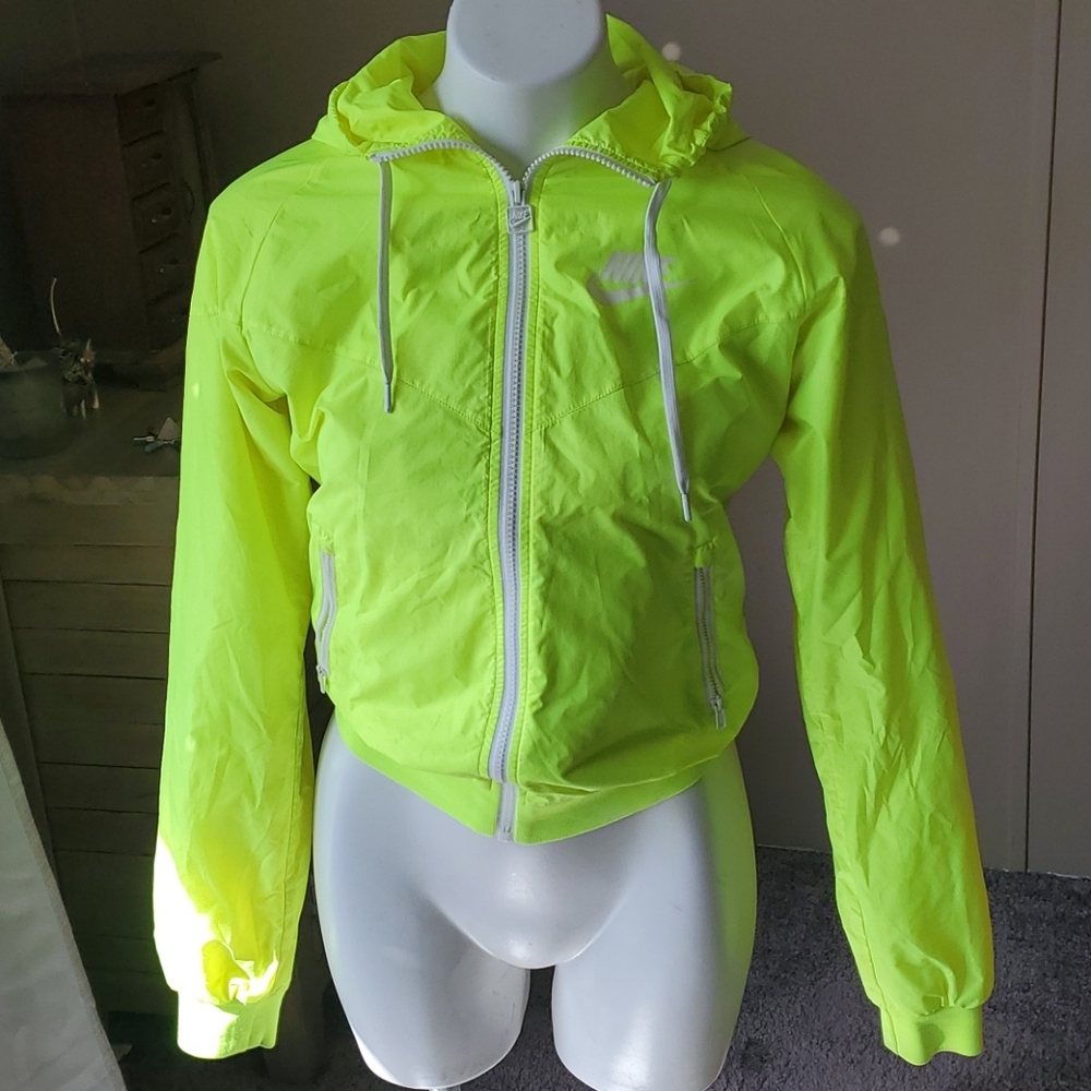 Nike windbreaker
